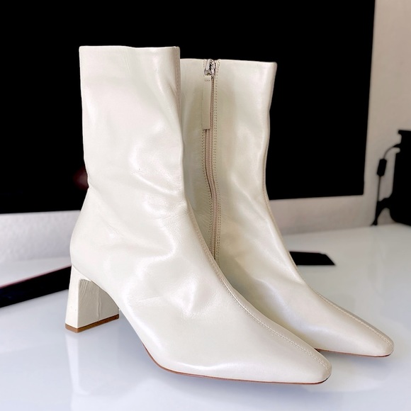ZARA Ivory Soft Leather High Heeled Ankle Boots - Picture 2 of 16